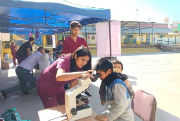 Alumnos de la Escuela Carlos Condell de Caleta Los Hornos participan de feria de prevención