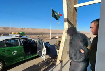 Carabineros de Baquedano recupera dos camionetas robadas en La Serena